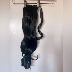 20” Black Hair Wrap Around Ponytail